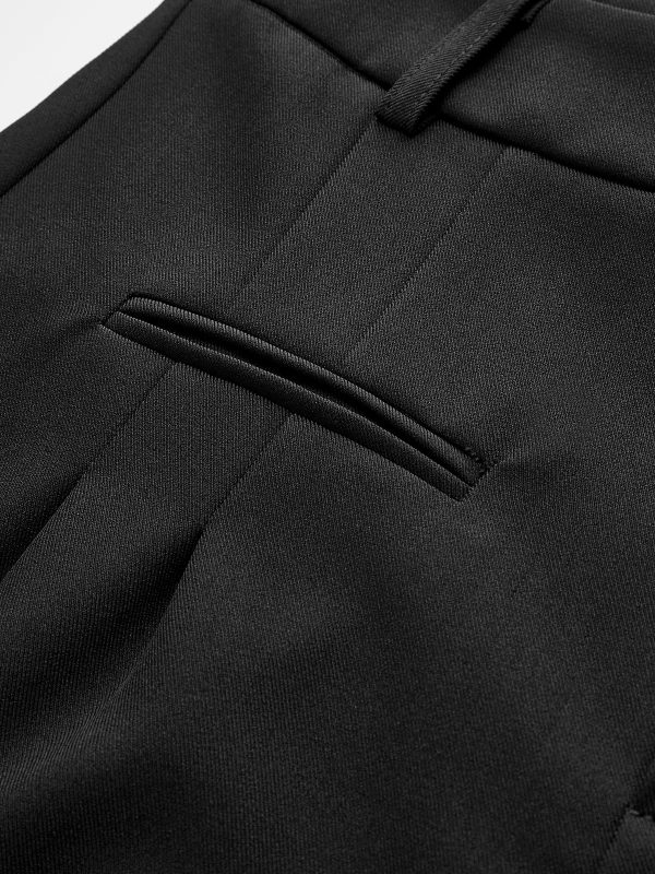 Semi-Sheer Mid-Waist Shorts Without Belt - Image 11