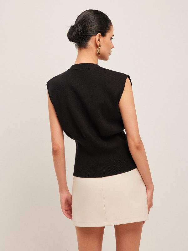 V-Neck Buttoned Detail Sweater Vest - Image 3